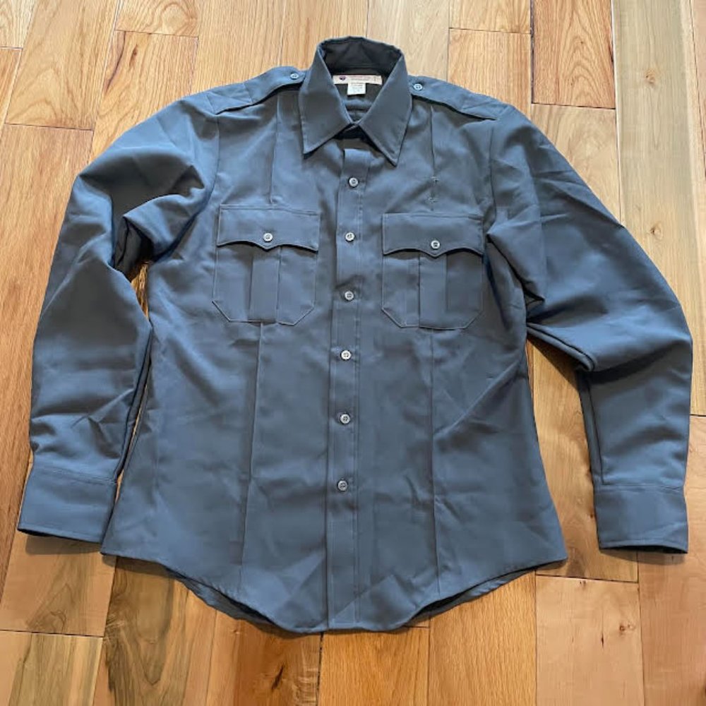 Liberty Uniform Men's Long Sleeve Police, Guard Shirt: Size Medium 15-15 1/2